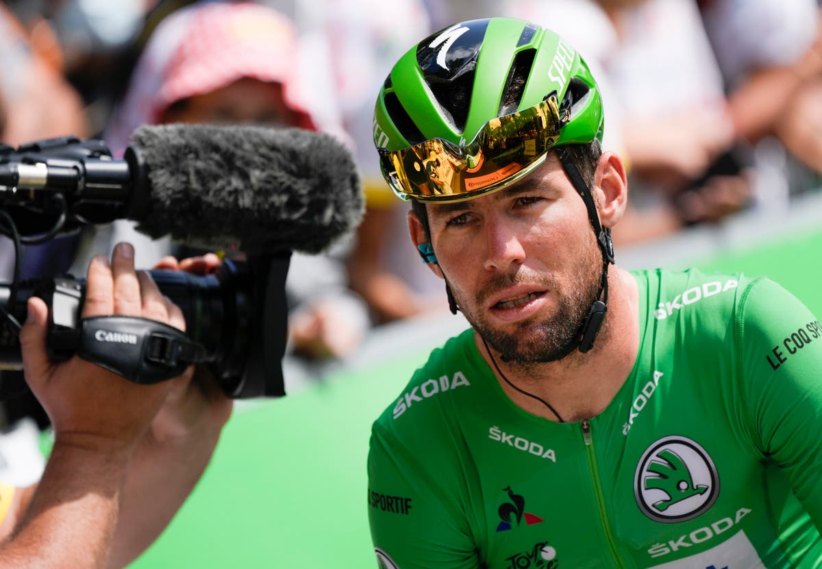 Mark Cavendish’s hotel room and Alex Hales’ misfortune – Monday’s sporting social