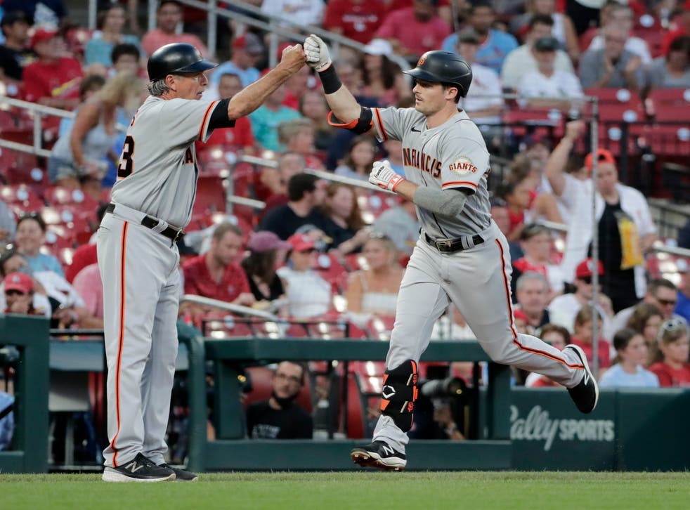 GIGANTES-CARDENALES