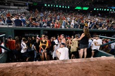 Padres-Nats game halted after reported shooting outside park