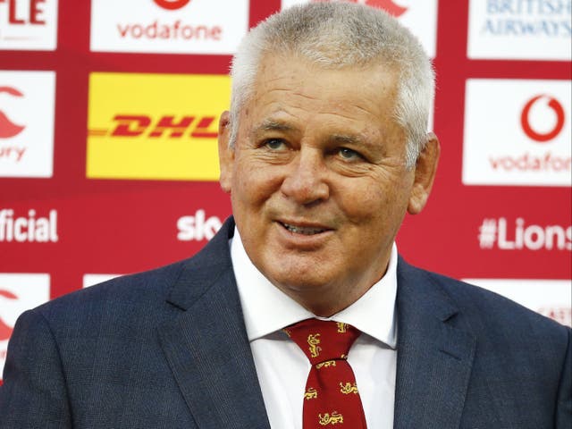 <p>Warren Gatland has begun picking the Lions' test side to face South Africa on Saturday</p>