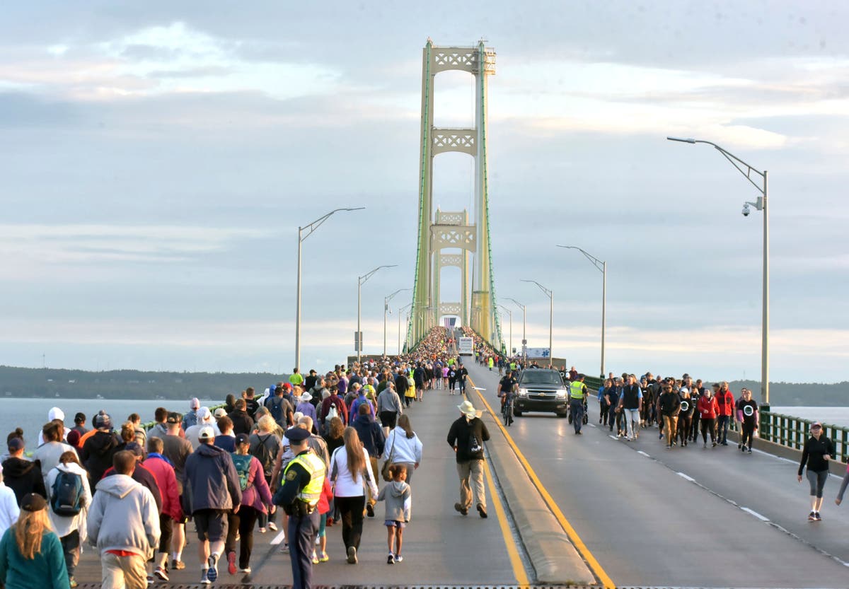 Police: Bomb threat closed Mackinac Bridge for 3 hours 