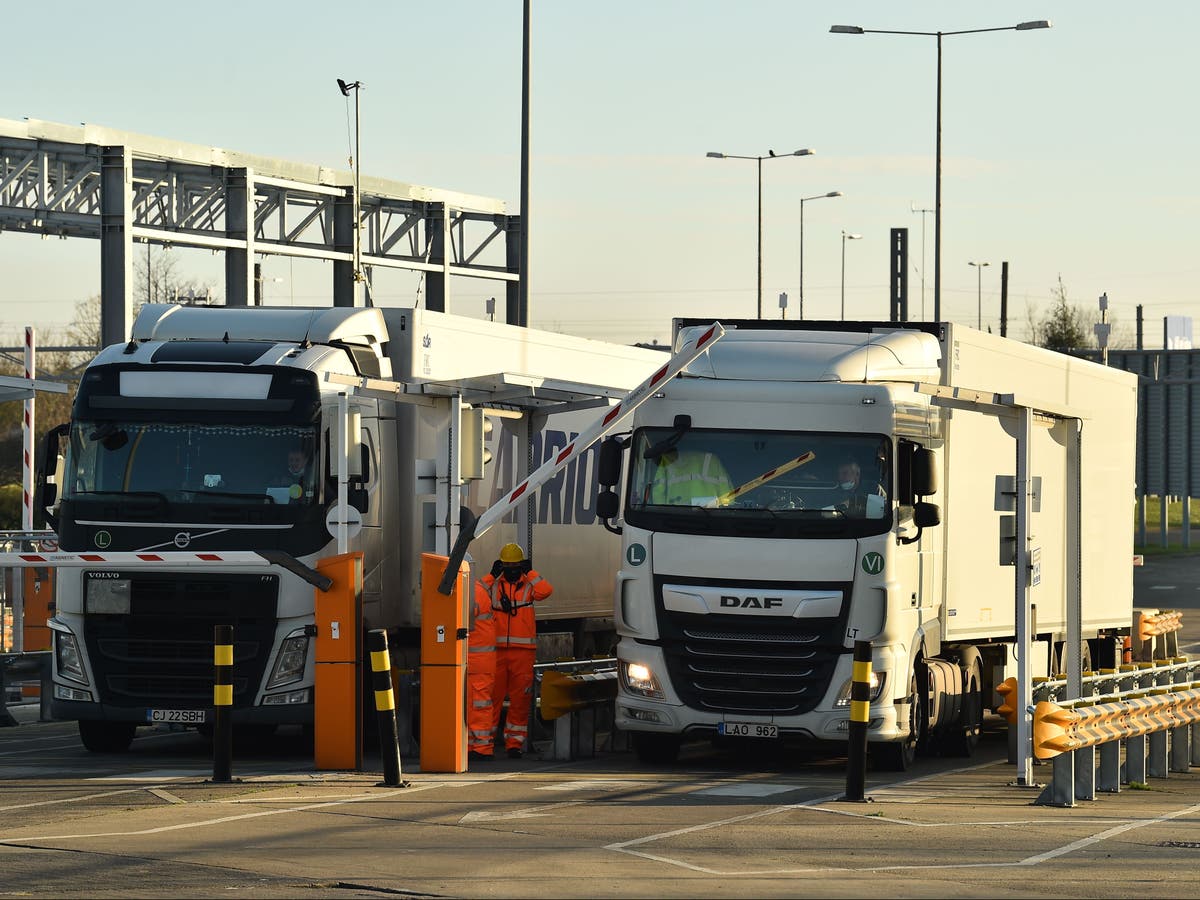 Brexit news &ndash; live: Kent roadblocks in place for &lsquo;holiday traffic&rsquo;, as stores warn of NI Protocol price hikes