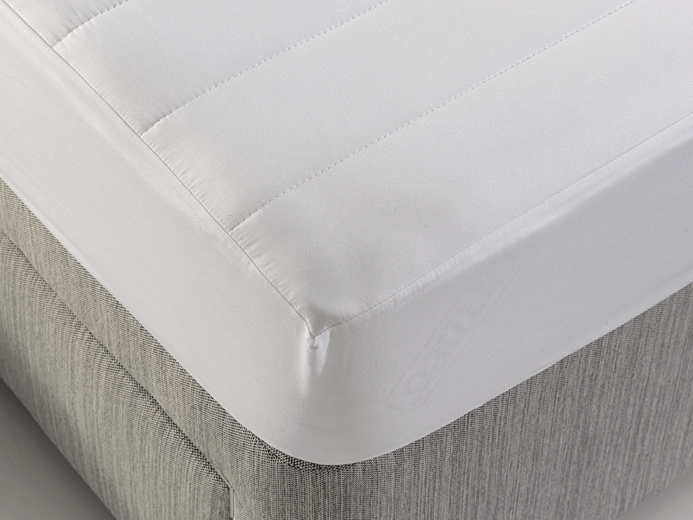 Velvet Touch Mattress Topper Protector Hollowfibre Filled Orthopedic Quilted 
