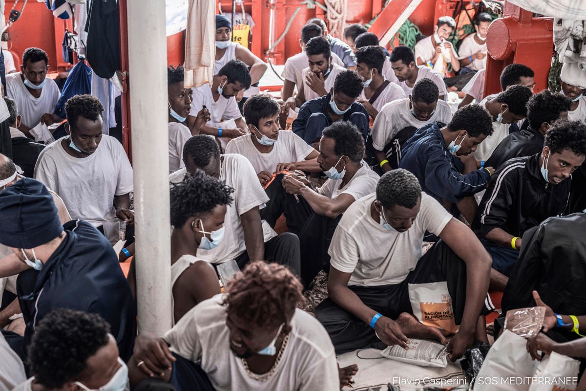 Red Cross staff to join migrant rescue boat in Mediterranean