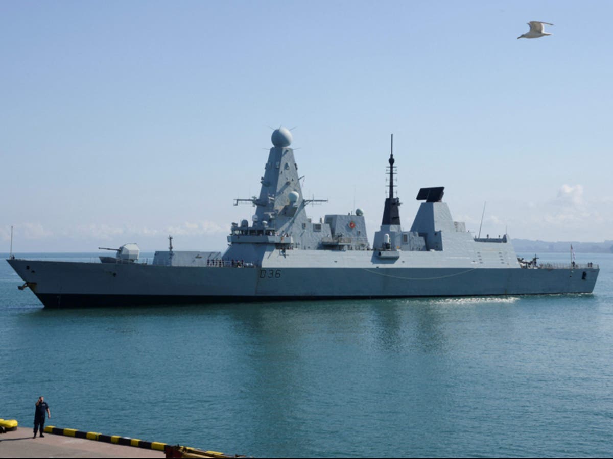 &lsquo;No evidence of espionage&rsquo; over secret MoD papers left at bus stop