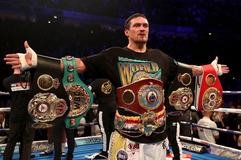 Oleksandr Usyk will give Anthony Joshua ‘a lot of problems’, Frank Warren predicts