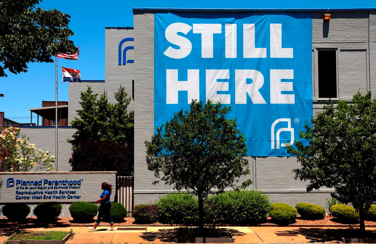 Full federal appeals court to consider Missouri abortion law