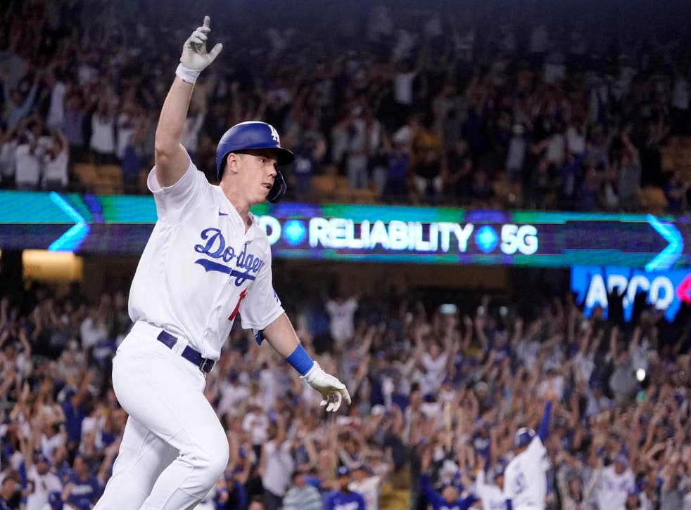 DEP-BEI GIGANTES-DODGERS