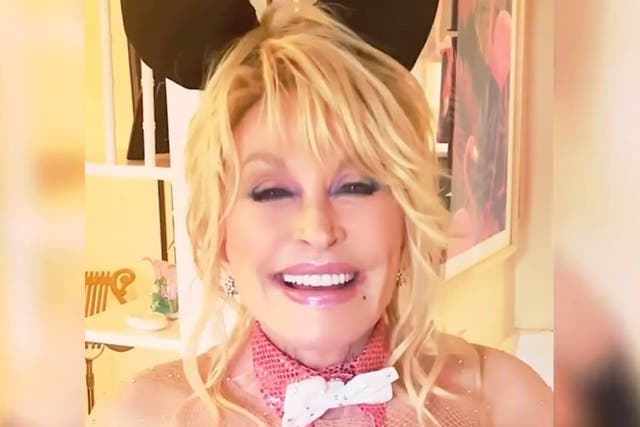 <p>Dolly Parton announces she has recreated her vintage Playboy cover at 75</p>