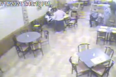 Video shows the moment a New Jersey police detective on his lunch break saved a choking child
