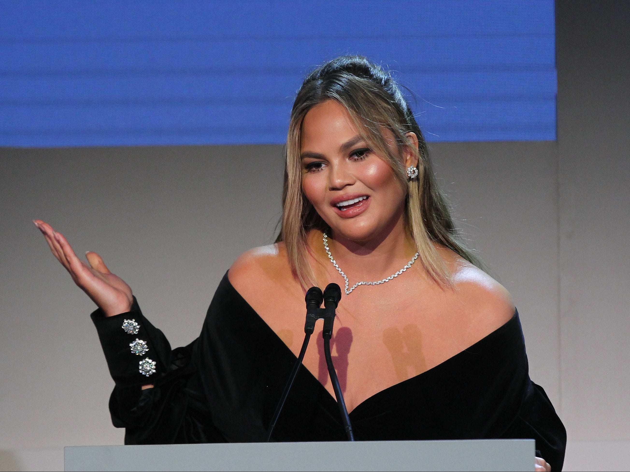 Chrissy Teigen Says She Wont Get Involved In Anyones S Ever Again After Being Cancelled