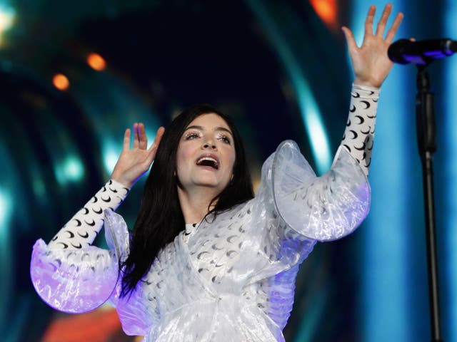 <p>Lorde performs during her concert at the Corona Capital Music Festival in Mexico City on 17 November 2018</p>