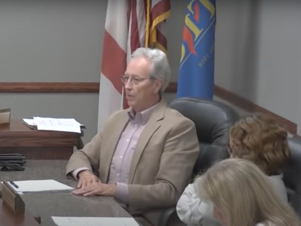 Alabama councilman shocks meeting attendees by using the N-word