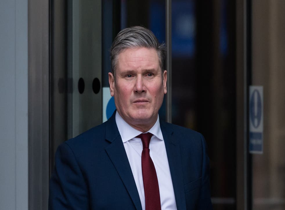 <p>Keir Starmer, coming out of a revolving door</p>
