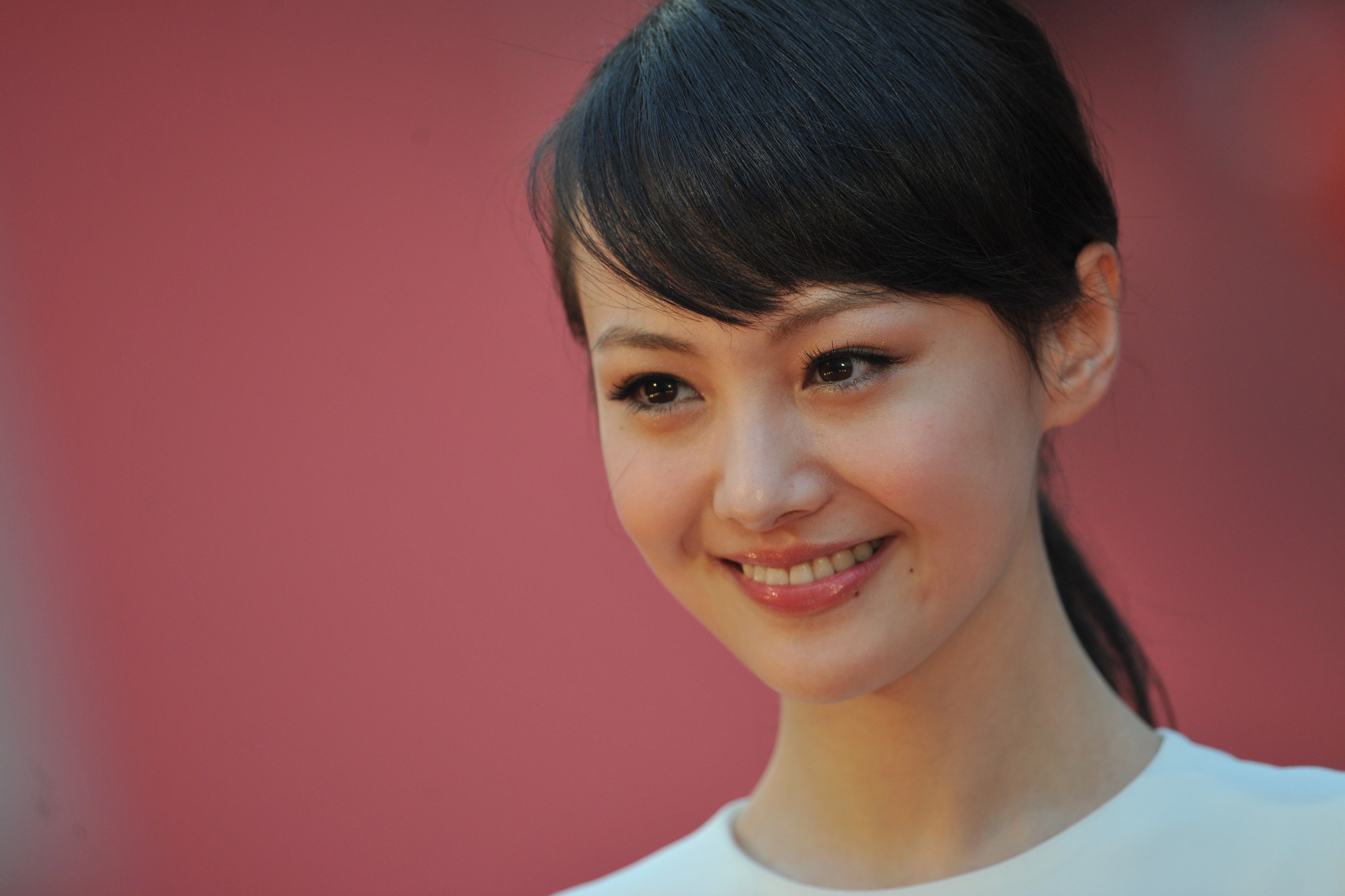 File image: Zheng Shuang at the 31st Hong Kong Film Awards in 2012