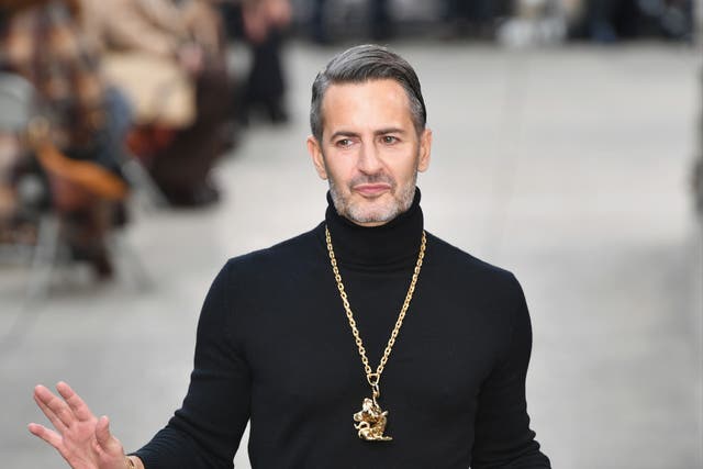 <p>Marc Jacobs shares photo of himself after facelift</p>