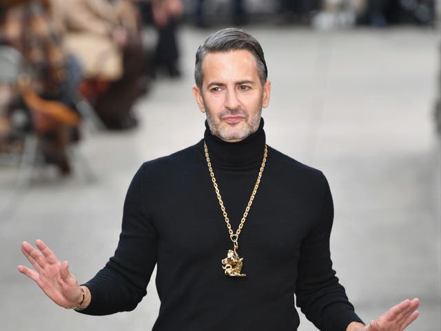 <p>Marc Jacobs shares photo of himself after facelift</p>