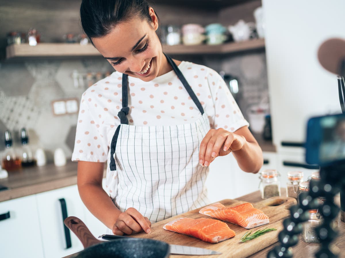 Vancouver restaurants remove wild salmon from menus as region combats declining populations