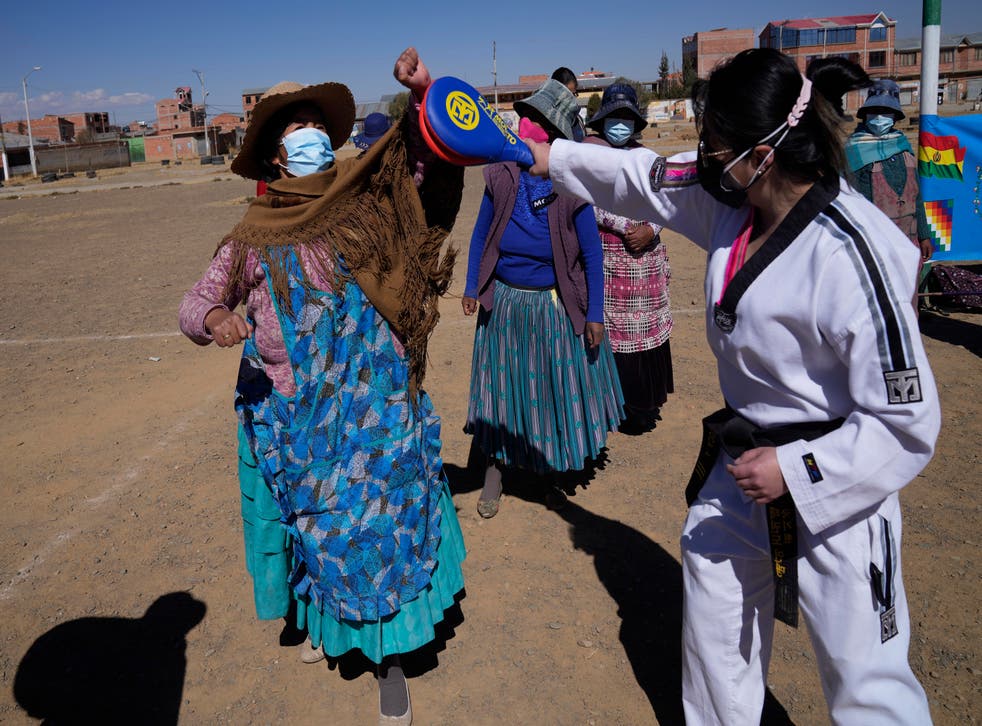BOLIVIA-MUJERES TAEKWONDO