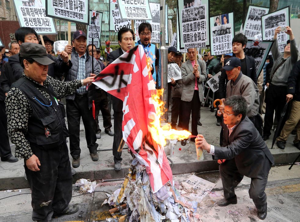 <p>TOKIO-BANDERA</p>