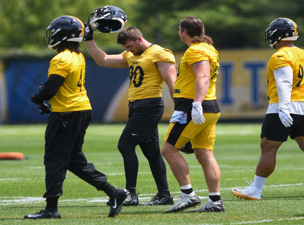 DEP-NFL STEELERS-WATT
