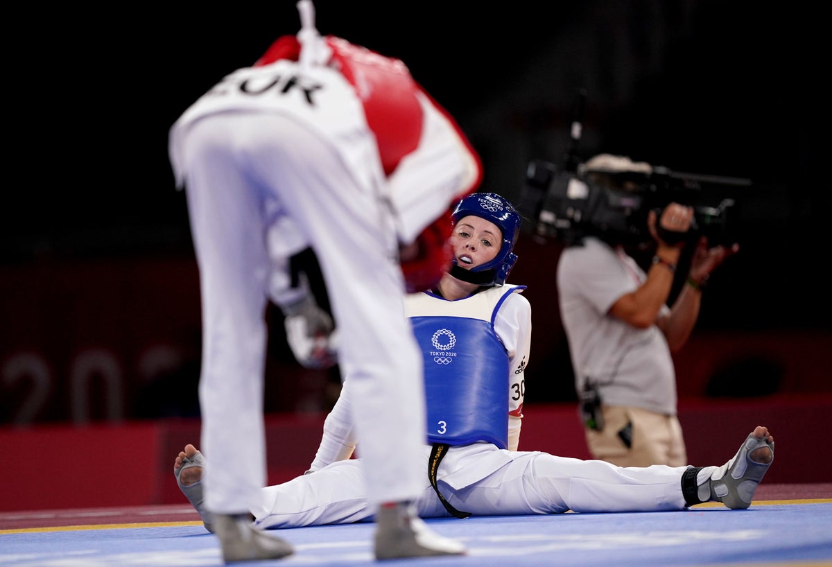 Tokyo Olympics Jade Jones Beaten By Refugee Team S Kimia Alizadeh In Taekwondo First Round The Independent