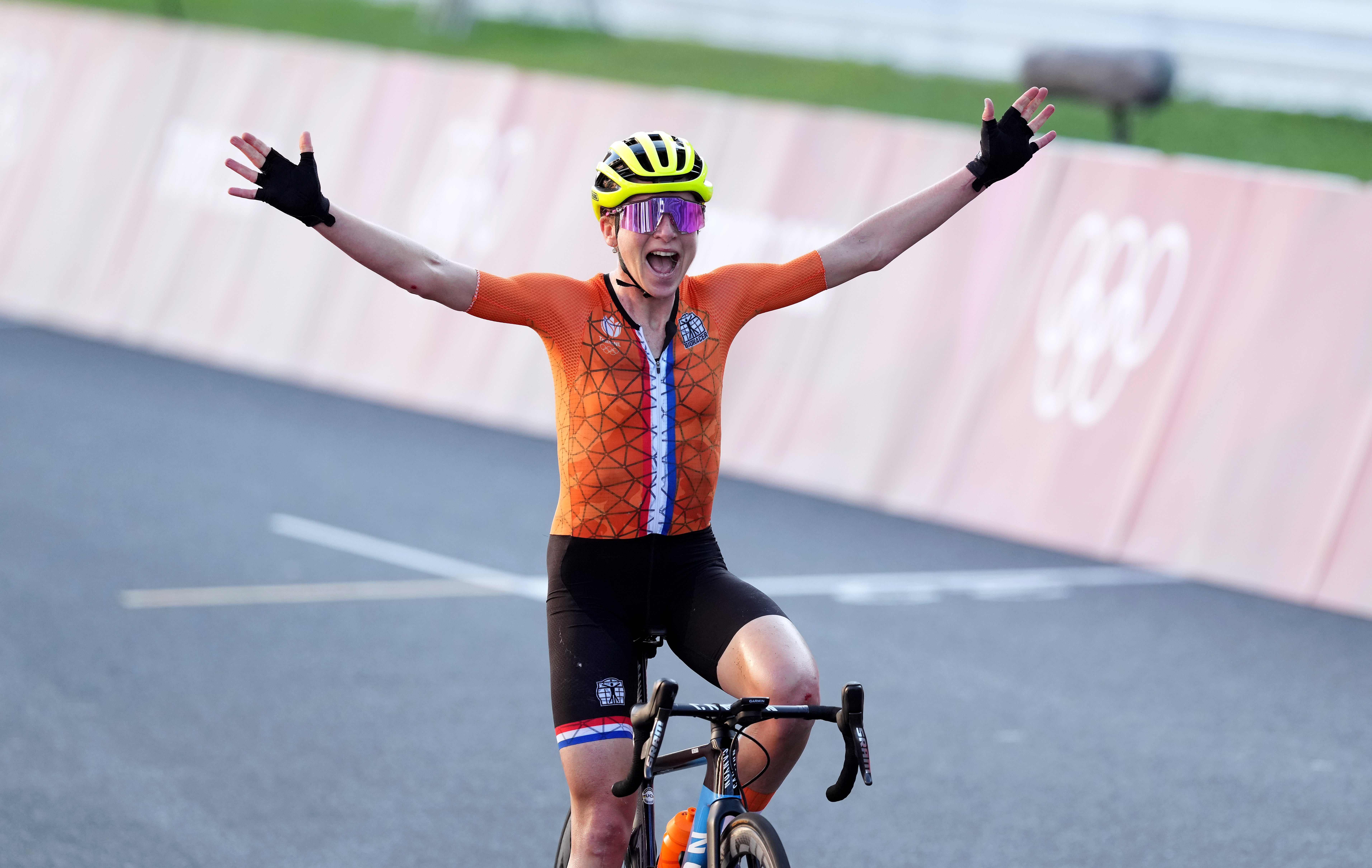 <p>Silver lining: Van Vleuten believes she has won gold... but ‘forgotten’ Kiesenhofer had crossed the finish line more than a minute earlier</p>