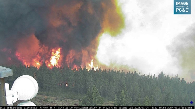 A camera stationed just north of the town of Keddie, California, captured the devastating speed with which the Fly Fire tore through woodland at 2:22pm Saturday