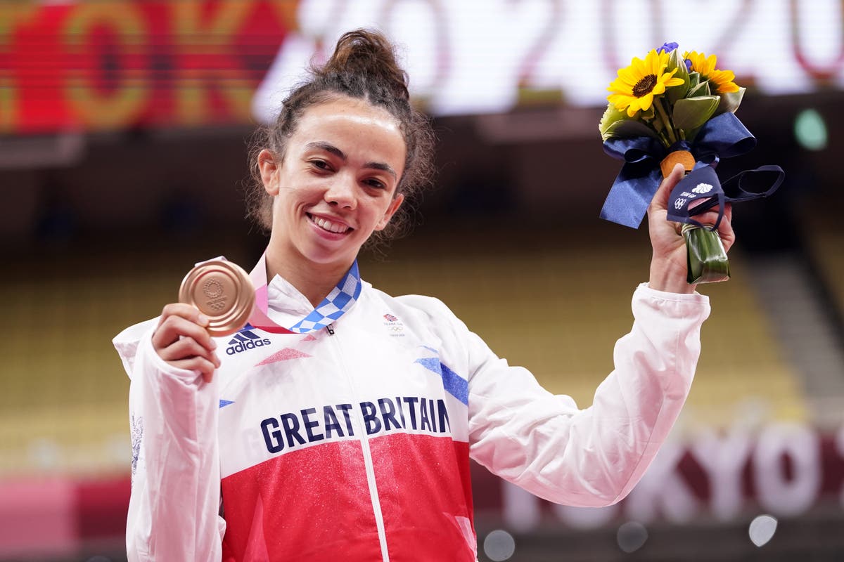 Tokyo Olympics: Chelsie Giles' family 'thrilled to bits' after bronze medal for Team GB | The Independent