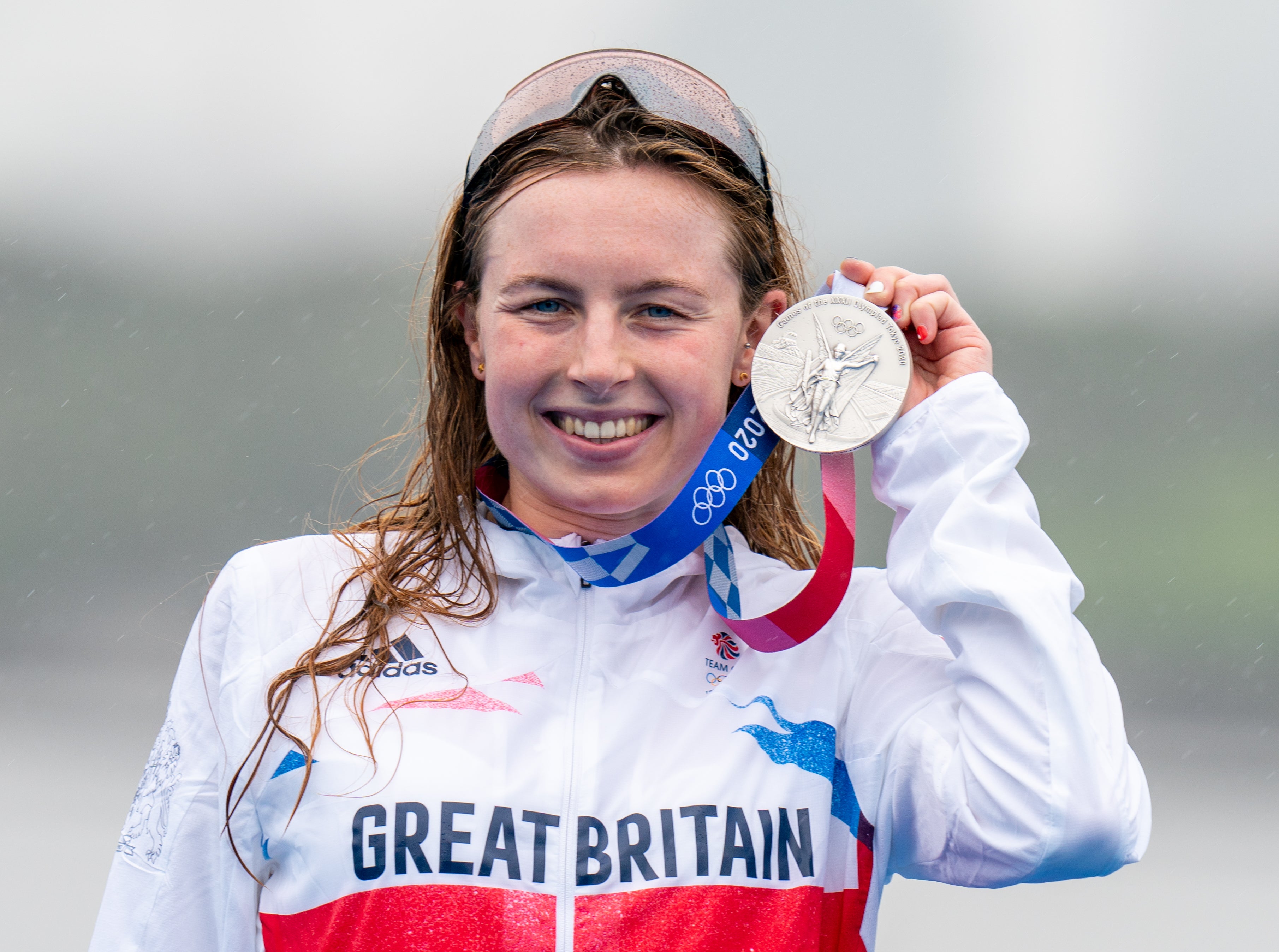 Georgia Taylor-Brown overcame a puncture to grab second place in the women’s triathlon