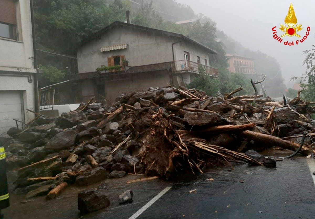 Italia: città del Lago di Como a causa di condizioni meteorologiche estreme Milano Italia Bologna Lago di Como