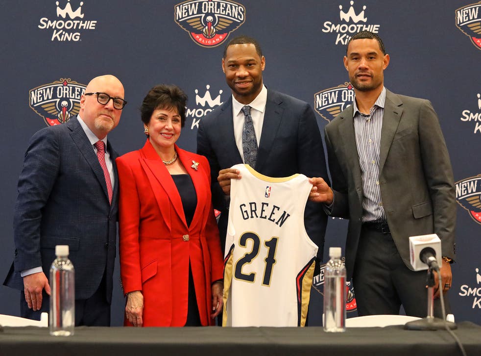 PELICANS-GREEN