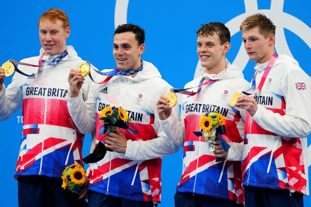 <p>GB relay team celebrate men’s 4x200m gold</p>
