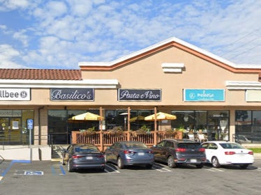 Basilico’s Pasta e Vino restaurant in Huntington Beach, California