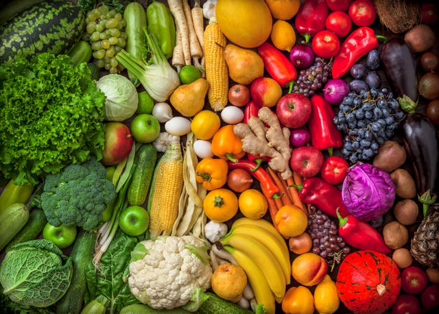 <p>Flavonoids are a group of naturally occurring phytochemicals found in plants and have long been considered to be powerful antioxidants</p>