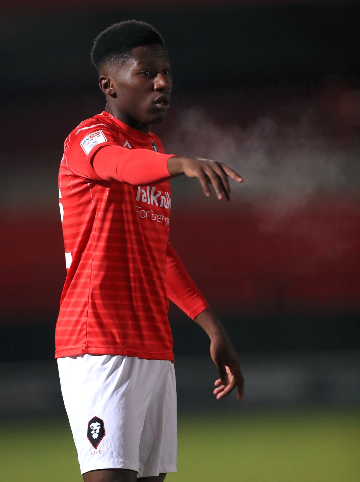 Manchester United defender Di’Shon Bernard set to join Hull on loan