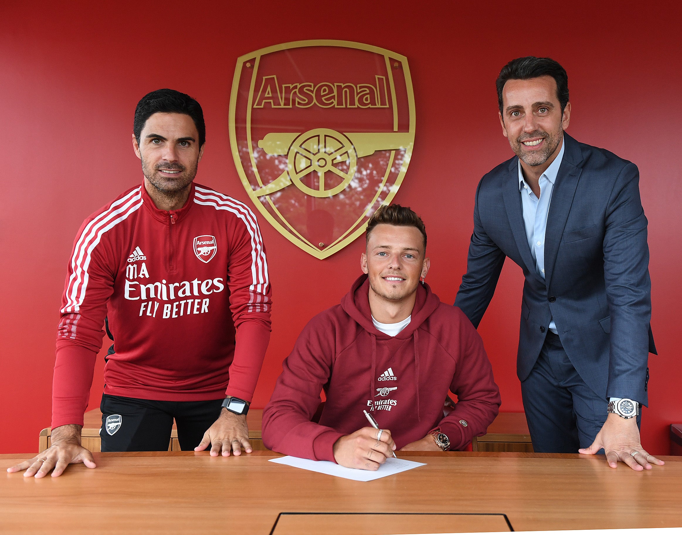 Arsenal transfer news deals update