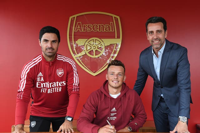 <p>Arsenal manager Mikel Arteta and Director of Football Edu with new signing Ben White</p>