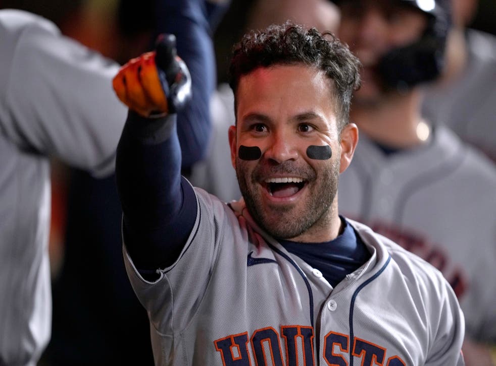 ASTROS-GIGANTES