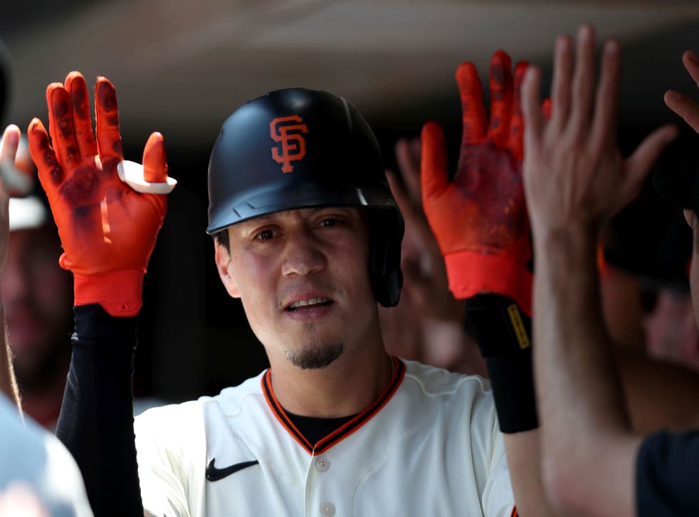 ASTROS-GIGANTES