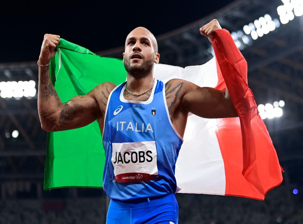 <p>Jacobs celebrates becoming Olympic 100m champion</p>