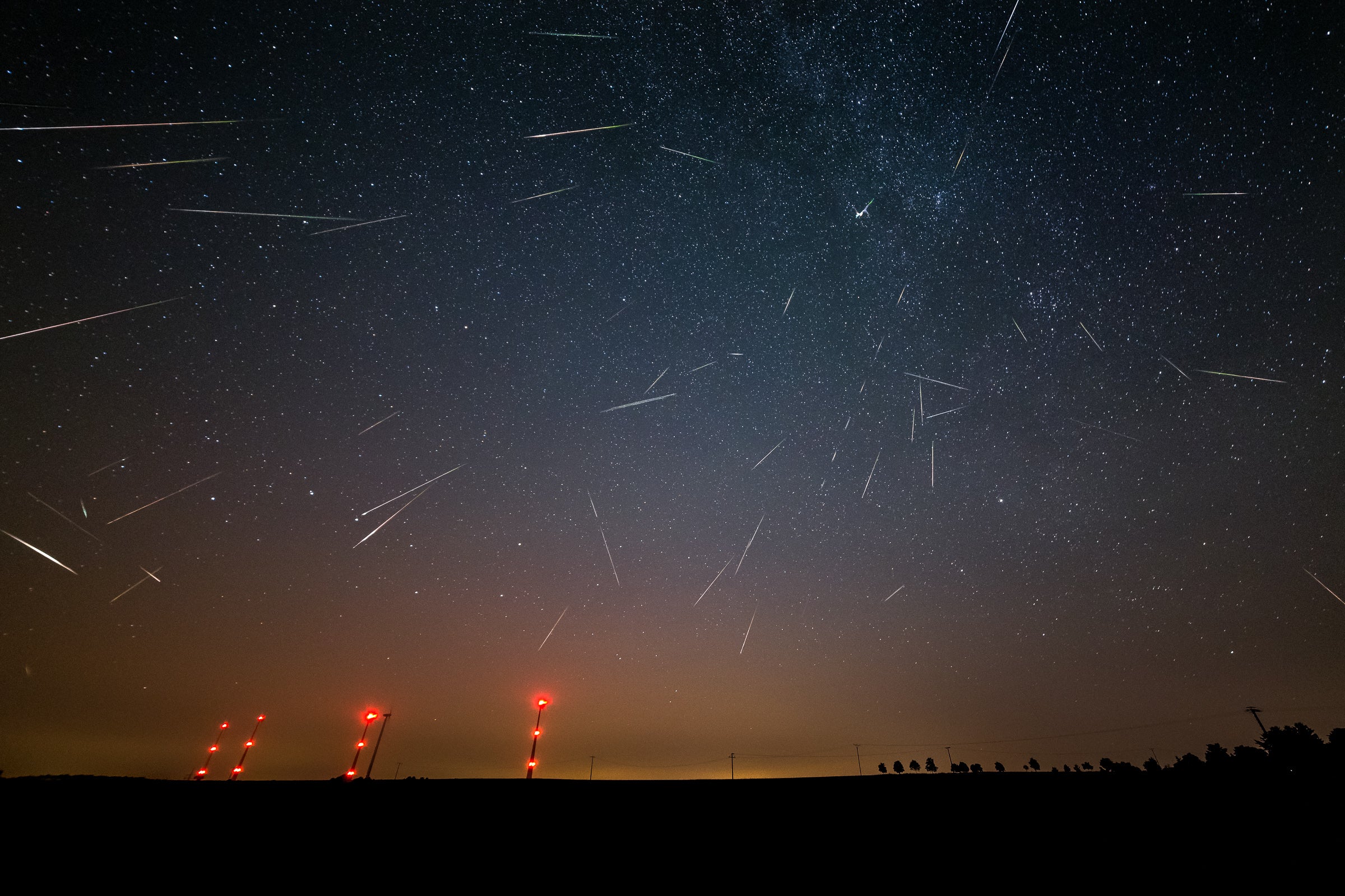 Lights fantastic: Meteors rain down from the sky