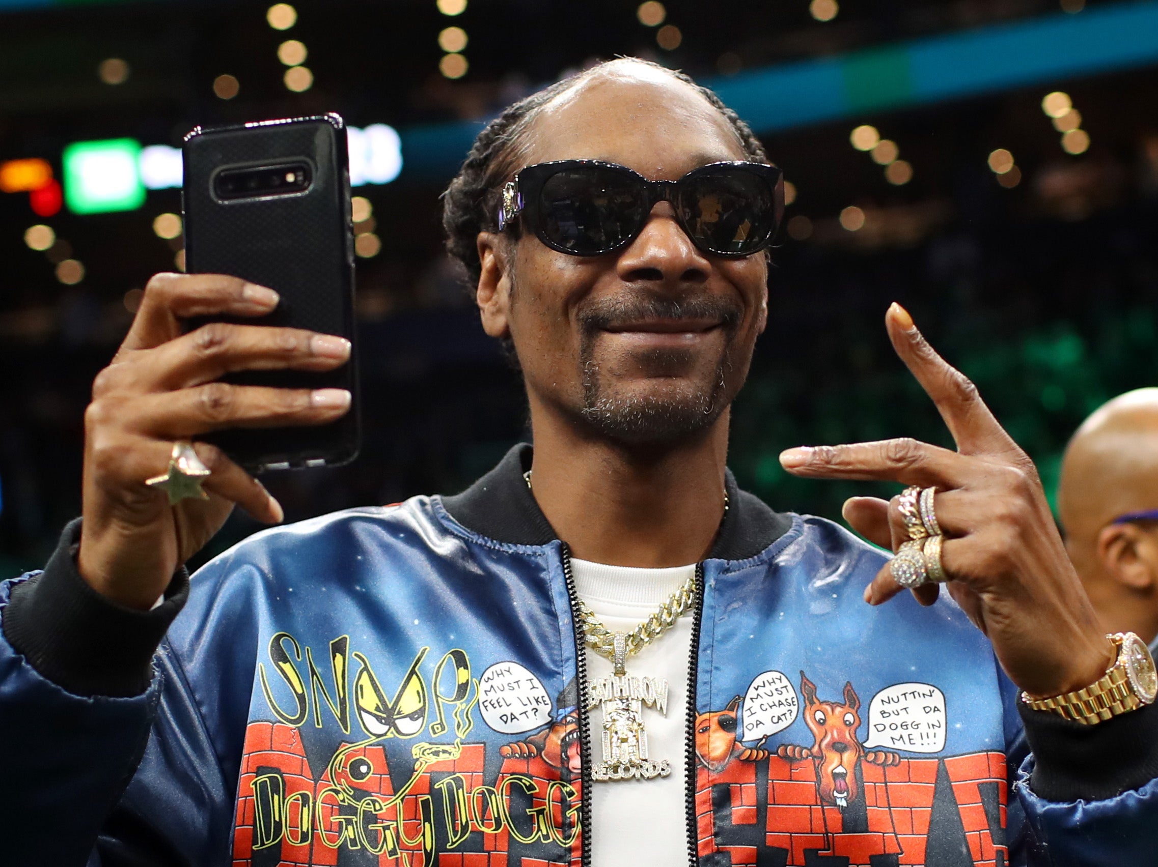 Snoop Dogg says he should be running Death Row Records The