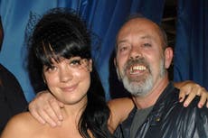 Lily Allen discusses estrangement from actor father Keith