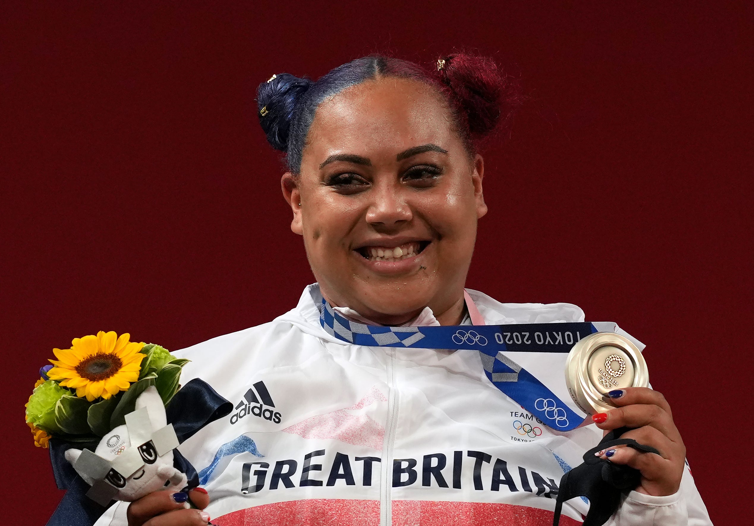 Emily Campbell: Team GB Weightlifting Medallist Hopes To Inspire ...