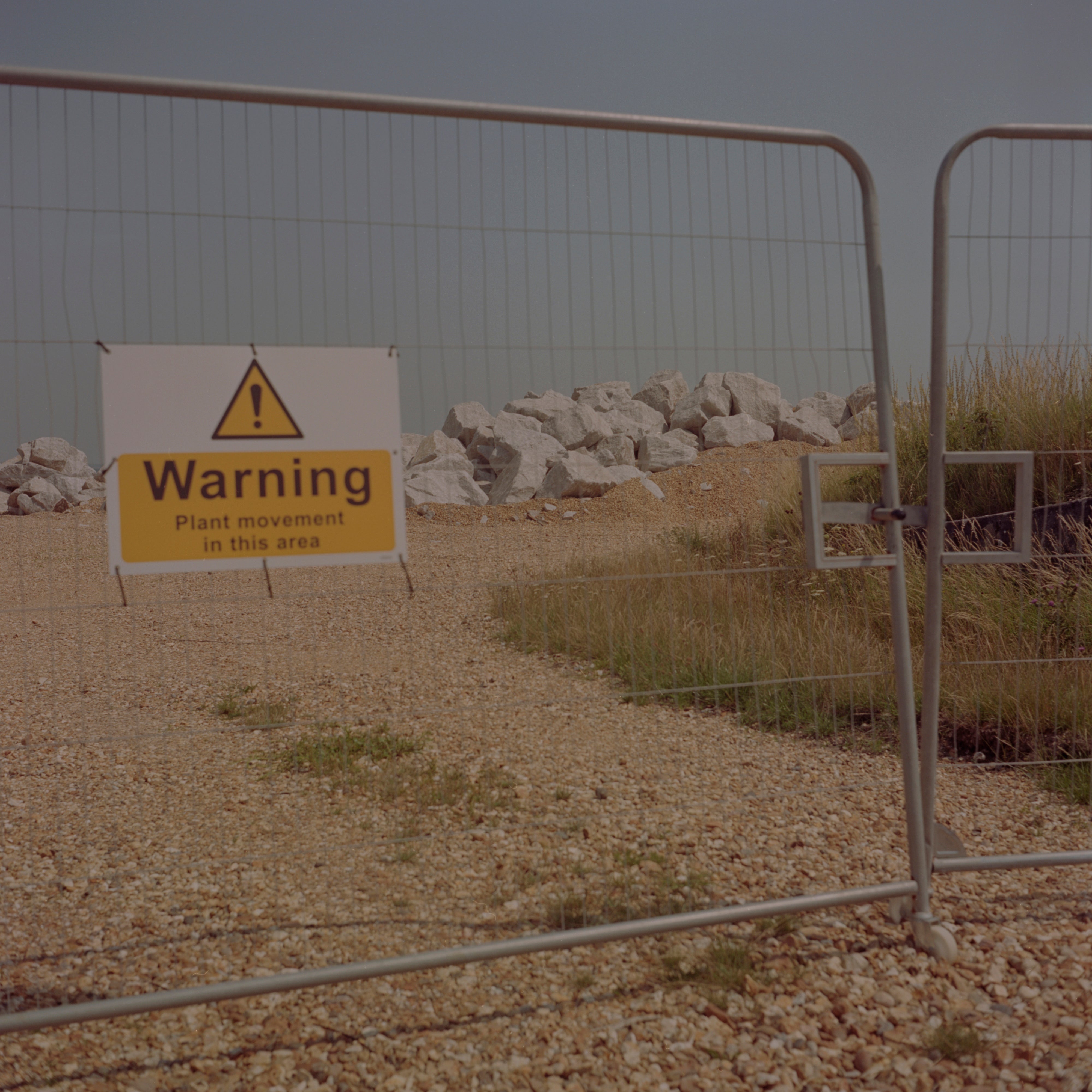 English Heritage has imported 5,000 tons of Cornish granite and 6,000 tons of pebble beach to create new sea defenses at Hurst Castle