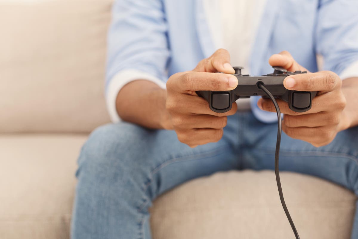 9 ways parents can make online gaming safer for children