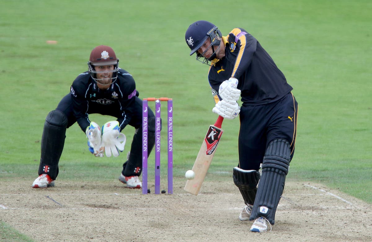 Matthew Waite inspires Yorkshire to victory over Warwickshire