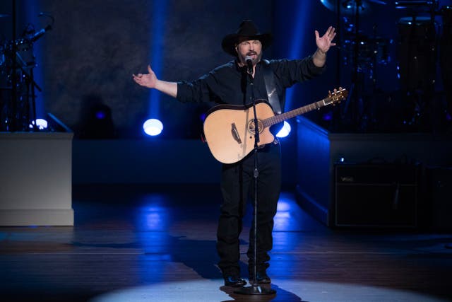 Music Garth Brooks