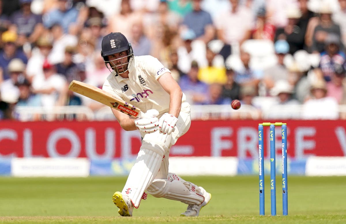 England take cautious approach in opening session against India England take cautious approach in opening session against India
